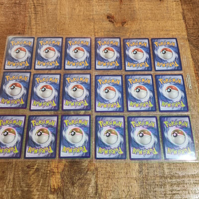 18 Pokemon foil cards - Image 2 of 2
