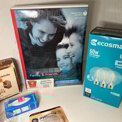 Assorted lighting products and electrical converter kit - Image 3 of 4