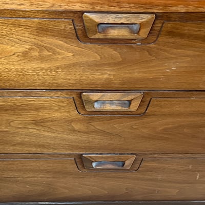 Mid-century-modern dresser with mirror - Image 2 of 6