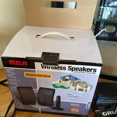 Bose headphones, Assorted audio equipment and radios - Image 5 of 10