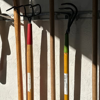 Garden tools - Image 2 of 4