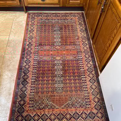 Oriental-style hallway rugs - Image 2 of 8