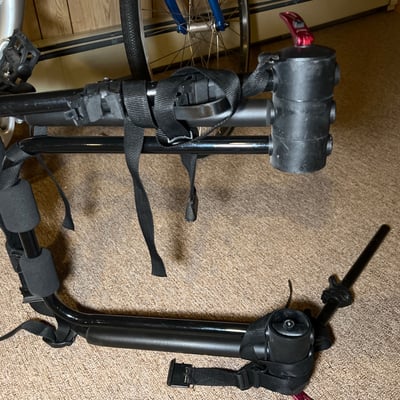 Trek 7000 Aluminum Hybrid Bicycle with Water Bottle and Portable Bike Trainer - Image 4 of 7