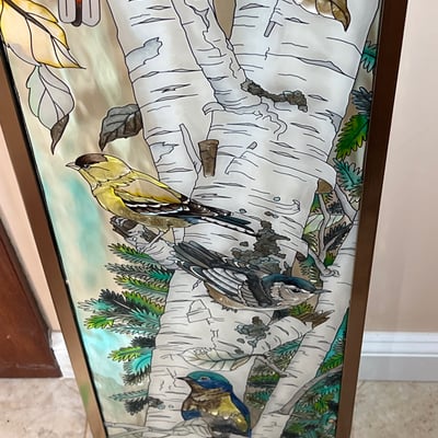 Stained painted glass panel with birds on a birch tree - Image 4 of 5
