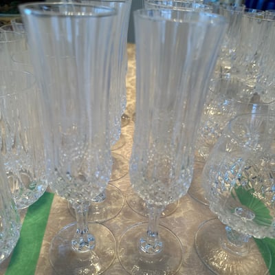 Crystal stemware  - Image 3 of 7