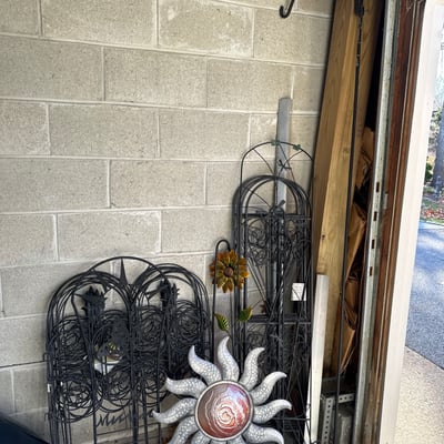 Set of wrought-iron garden trellises, More  - Image 6 of 9