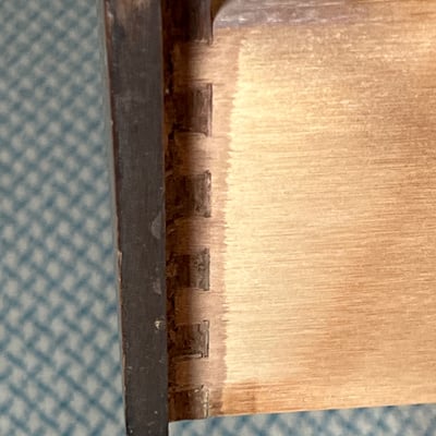 Mid-century-modern dresser with mirror - Image 4 of 6