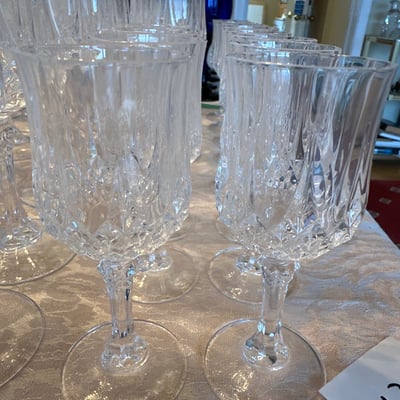 Crystal Cristal D’Arques stemware  - Image 5 of 7