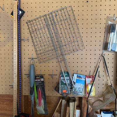 Garage/workshop tools  - Image 1 of 8