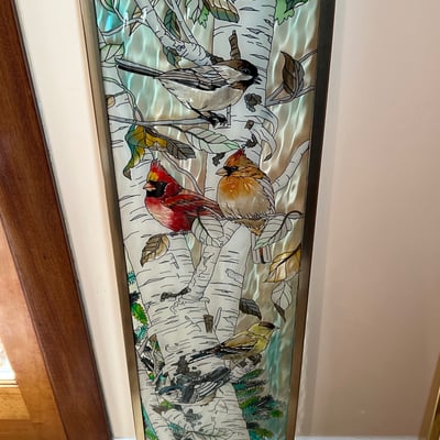 Stained painted glass panel with birds on a birch tree - Image 1 of 5