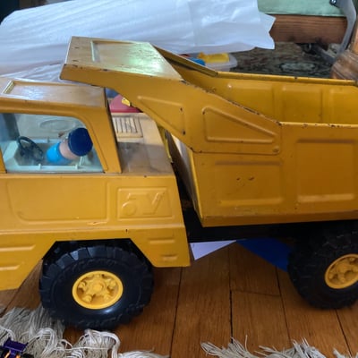Vintage toy cars and trucks - Image 6 of 11