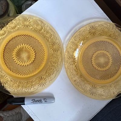 Cobalt blue glassware and amber pressed-glass plates - Image 7 of 9