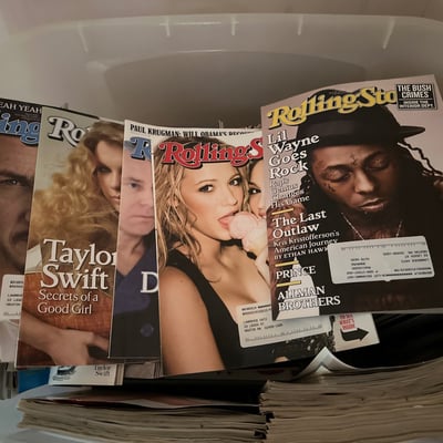 Rolling Stones Magazines in large bin  - Image 2 of 5