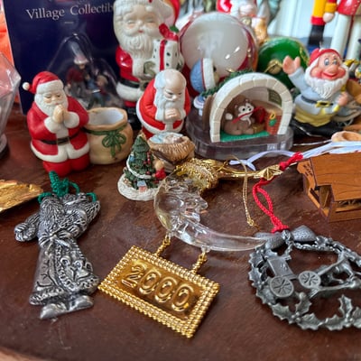 Lumistella, Lefton, Precious Moments and more Christmas Figurines and Ornaments Collection - Image 7 of 26