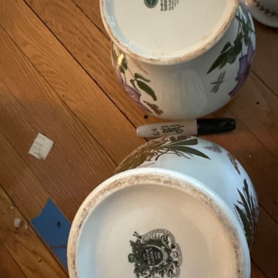 Betschdorf Vase, Port Meirion Botanic Garden vases and more - Image 11 of 11