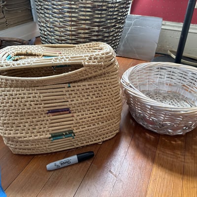 Assorted wicker baskets with gift wrap supplies - Image 5 of 7