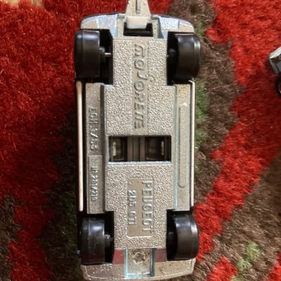 Vintage toy cars and trucks - Image 4 of 11
