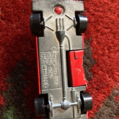 Vintage toy cars and trucks - Image 8 of 11