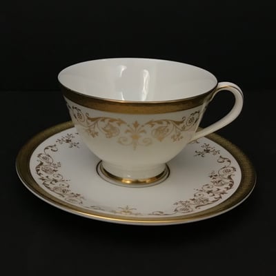 Royal Doulton From Shreve, Crump and Low - Image 9 of 12