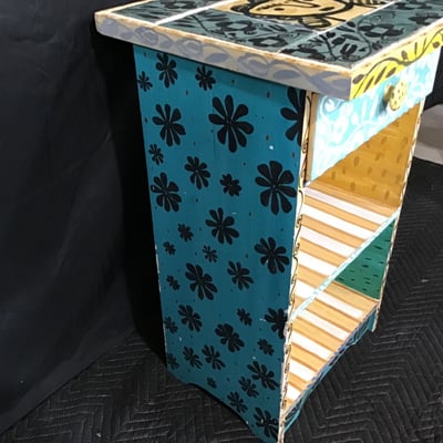 Decorative Shelf & Windsor Chairs - Image 7 of 18