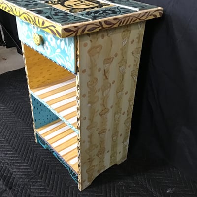 Decorative Shelf & Windsor Chairs - Image 6 of 18