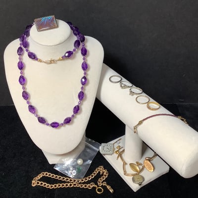 Antique Jewelry & Repair Pieces - Image 1 of 11