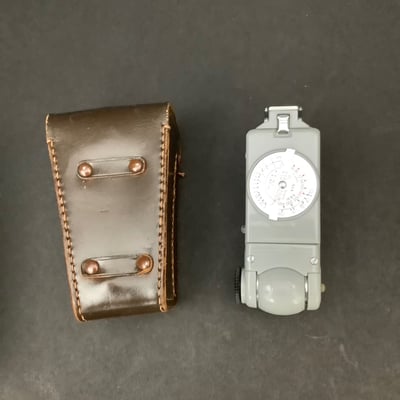 Camera Gear From Yesteryear - Image 18 of 23