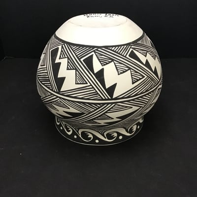 Jennie Laate Zuni Pot - Image 5 of 6