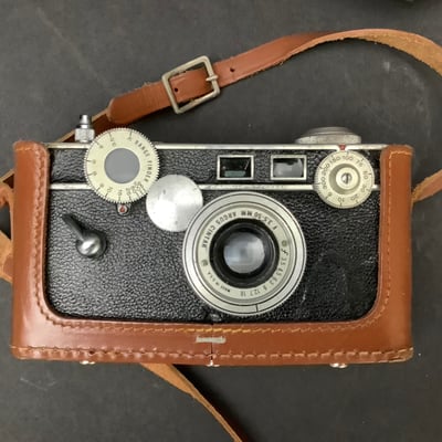 Camera Gear From Yesteryear - Image 3 of 23