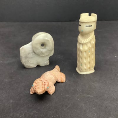 Vintage Native American Zuni Fetishes - Image 8 of 15