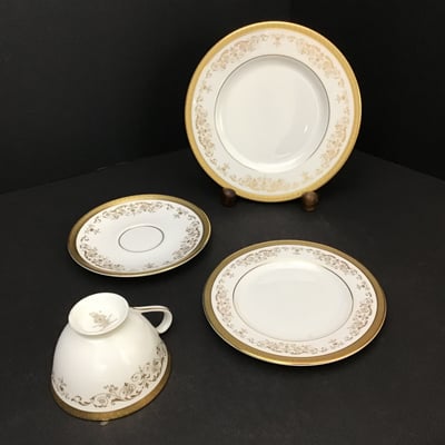 Royal Doulton From Shreve, Crump and Low - Image 11 of 12
