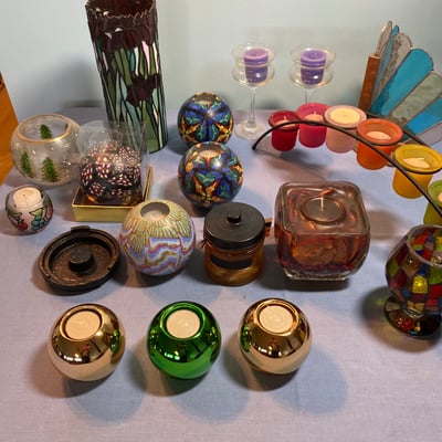 Assorted decorative glass and candle holders - Image 3 of 4
