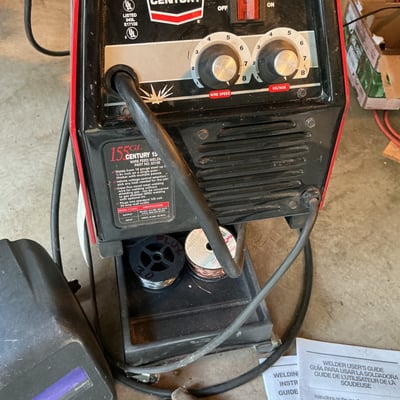 Century wire feed welder - Image 2 of 4
