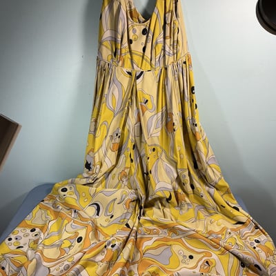 Vintage Women’s Clothing - Image 1 of 8