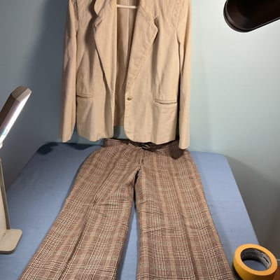 Collection of vintage women's jackets, coats, and separates - Image 1 of 10