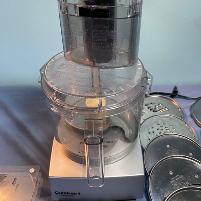 Cuisinart Pro Custom 11 Food Processor with Discs and Accessories - Image 3 of 4