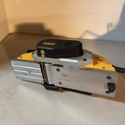 Dewalt thickness planer, Craftsman circular saw  - Image 2 of 5