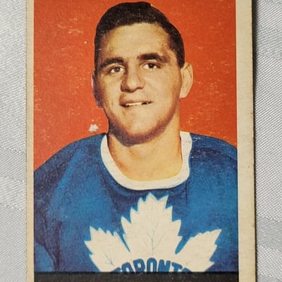 1960-61 Parkhurst Bob Baun Leafs Card  - Image 7 of 11