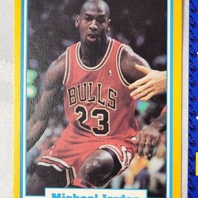 Vintage Michael Jordan Bulls cards  - Image 2 of 8
