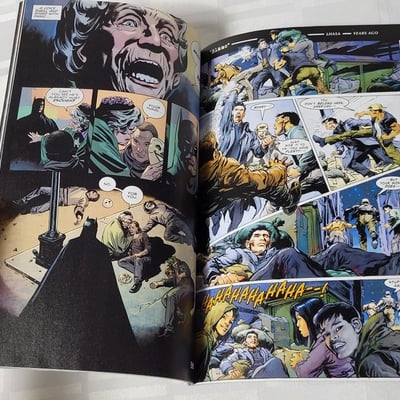 Detective Comics #1000 1940s Variant Cover by Bruce Timm DC Comics May 2019 - Image 7 of 14