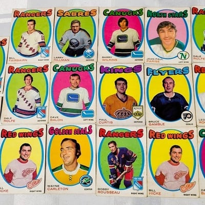 1971-71 OPC Hockey Card Lot of 17 - Image 1 of 13