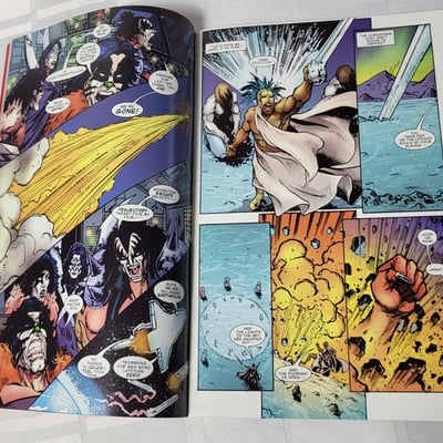 2007 KISS Special Ed Christmas Issue Comic  - Image 7 of 13