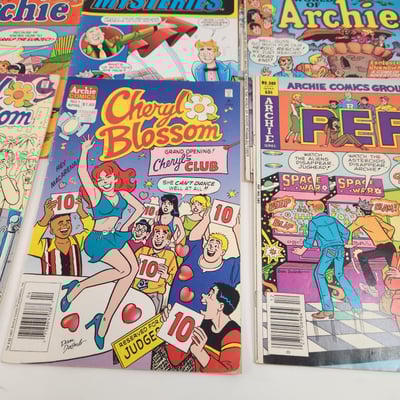 Miscellaneous Archie Comics - Image 4 of 6