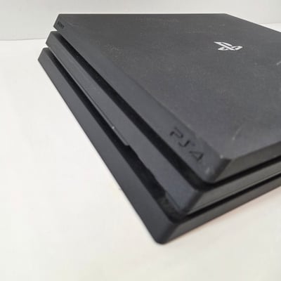 PlayStation 4 - Image 2 of 3