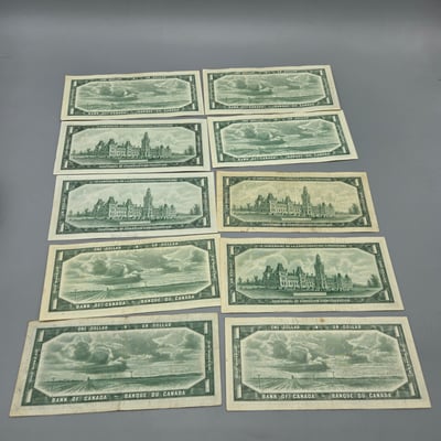 Canda $1 Bills x 10 - Image 4 of 4