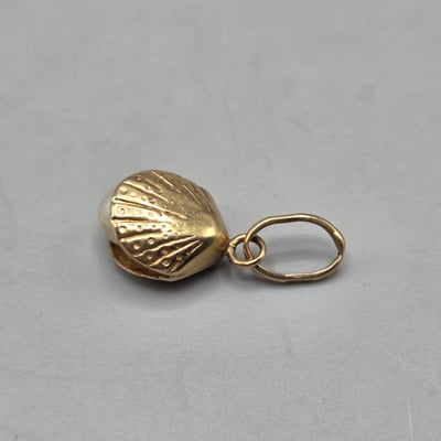 18K Gold Pendant/Charm - Image 2 of 6