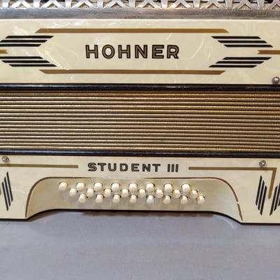 Hohner Student III Accordian - Image 7 of 17