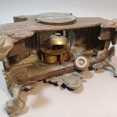 Antique Metal Mantle Clock - Image 18 of 20