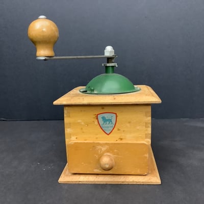 Rustic Farmhouse Kitchen - Image 5 of 15