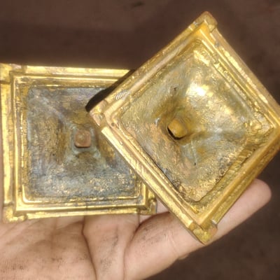 Brass candlesticks with square bases brass hardware - Image 3 of 3